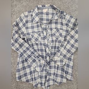Dress Barn Women's 1X button up plaid flannel blouse